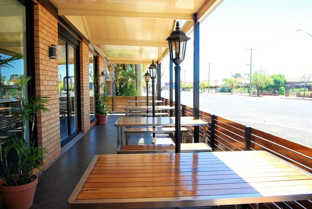 Golden West Motor Inn Dubbo Kültér fotó