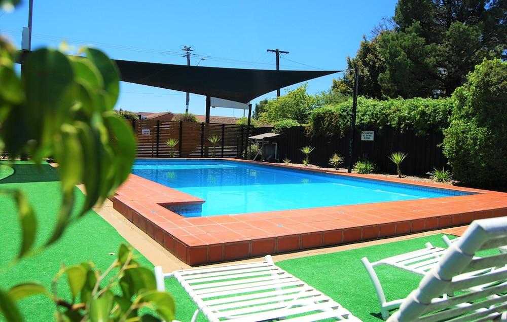 Golden West Motor Inn Dubbo Kültér fotó
